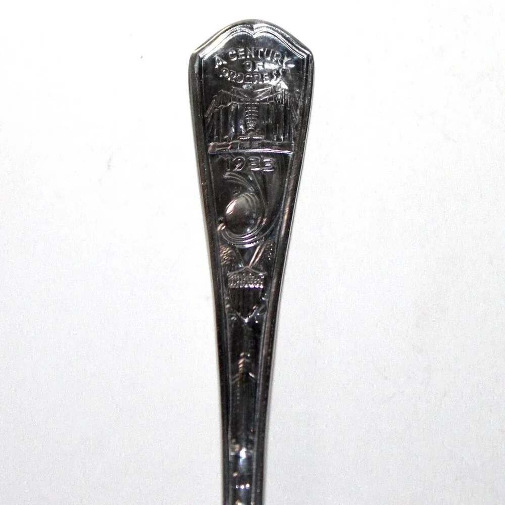 Chicago World’s Fair 1933 1934 Spoon Oneida Silver Plated Hall of Science